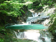 �y�G�[�XJTB�E�������s�z�R���c�A�[�E�R���̗��فE�z�e���\��@